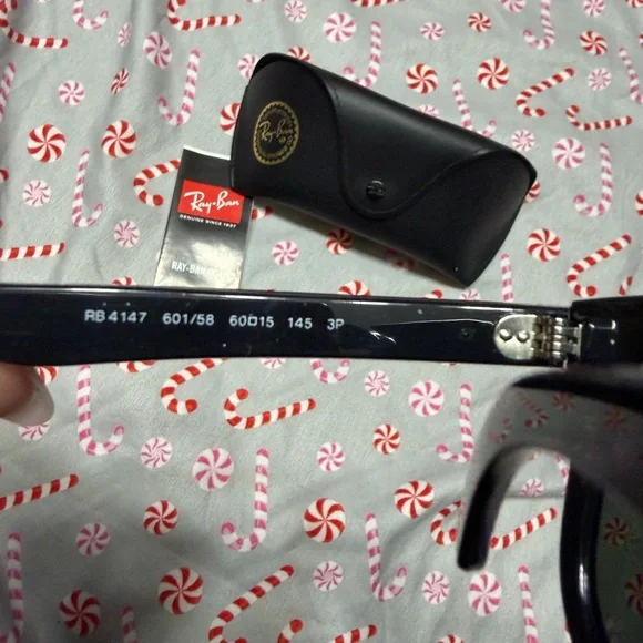 Ray-Ban polarized Black Sunglasses